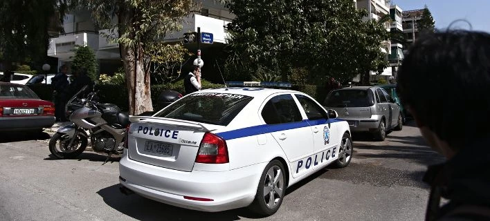 Φθιώτιδα: Αναζητείται αντιδήμαρχος για επίθεση σε δημοτικό υπάλληλο- Τον έπιασε από τον λαιμό